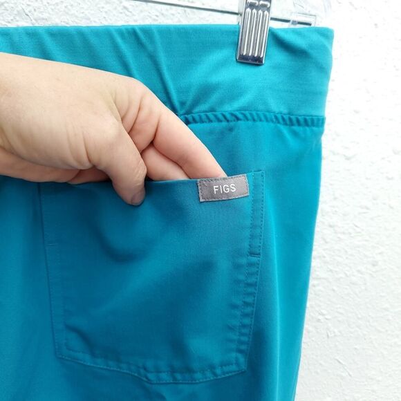 FIGS Set Limited Edition Blue Scrub Top And Scrub Bottoms Pants - Picture 16 of 16